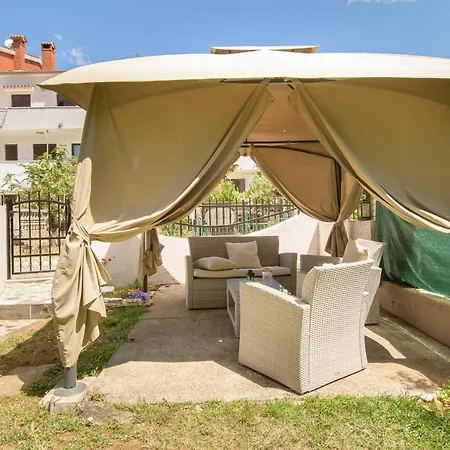 Dora Appartamento Porec